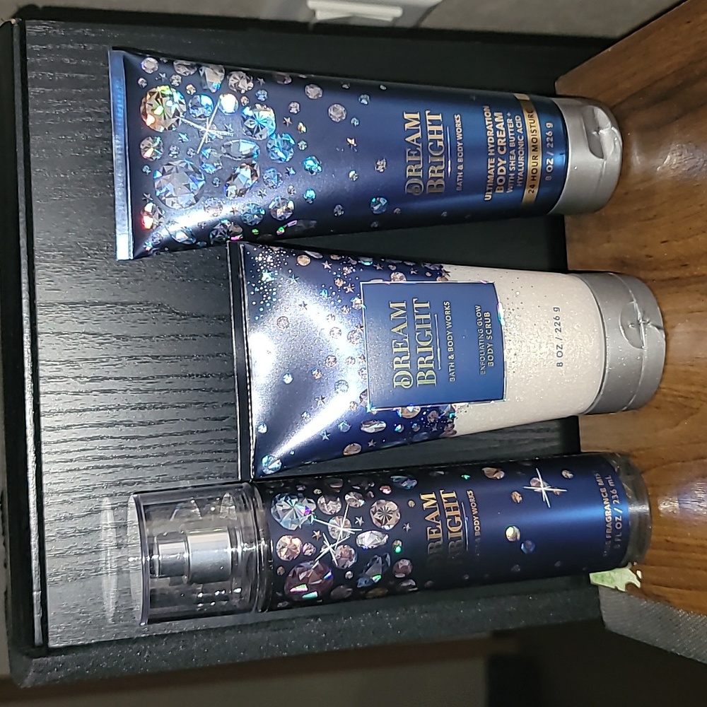 Bath & Body Works Dream Bright Set
